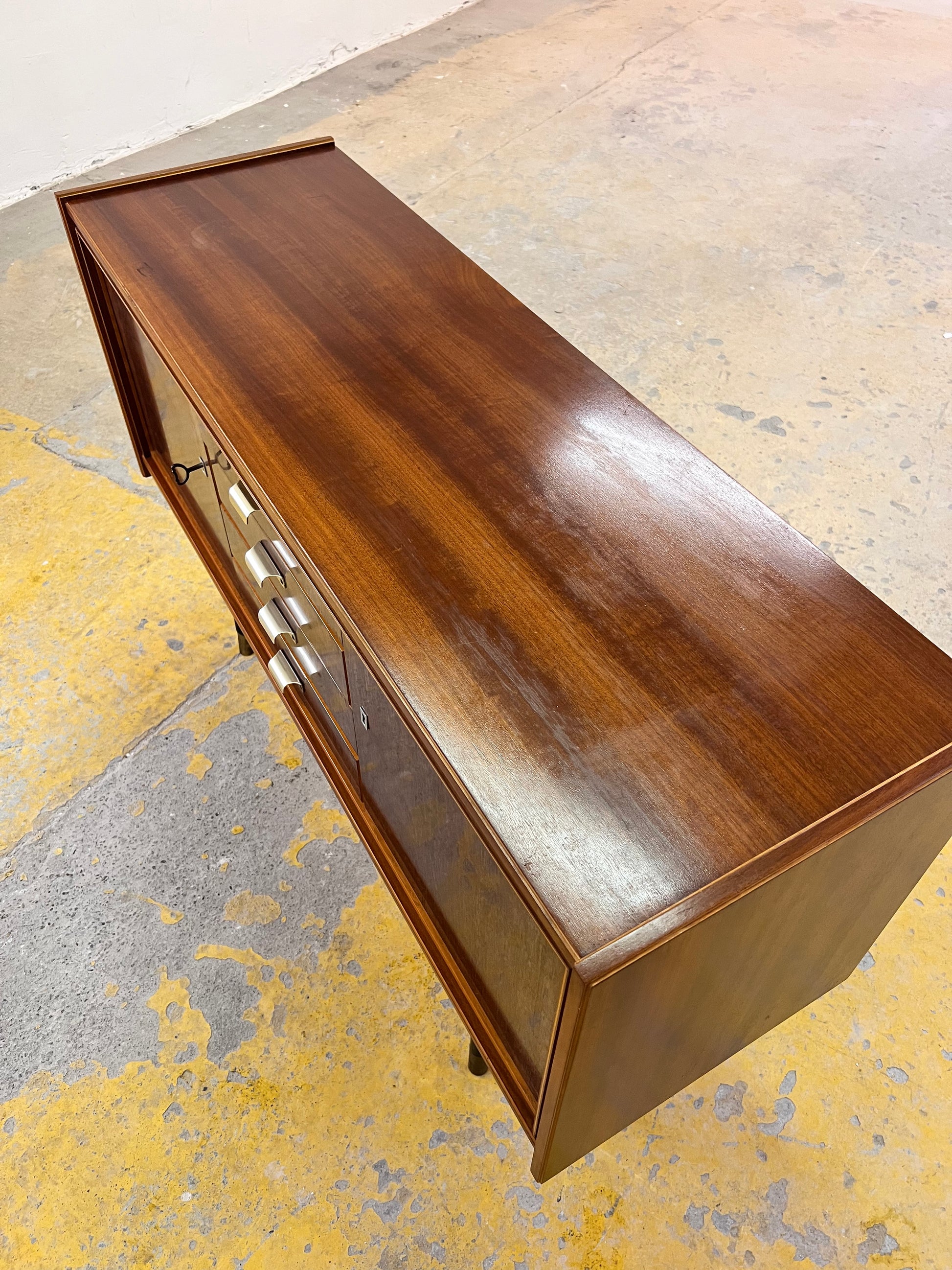 Kleines Sideboard Holz aus der DDR