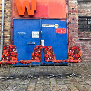 Set: 4x Drehstuhl rot floral von EKA Wohnmöbel