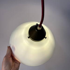 Hängelampe Opalglas Messing