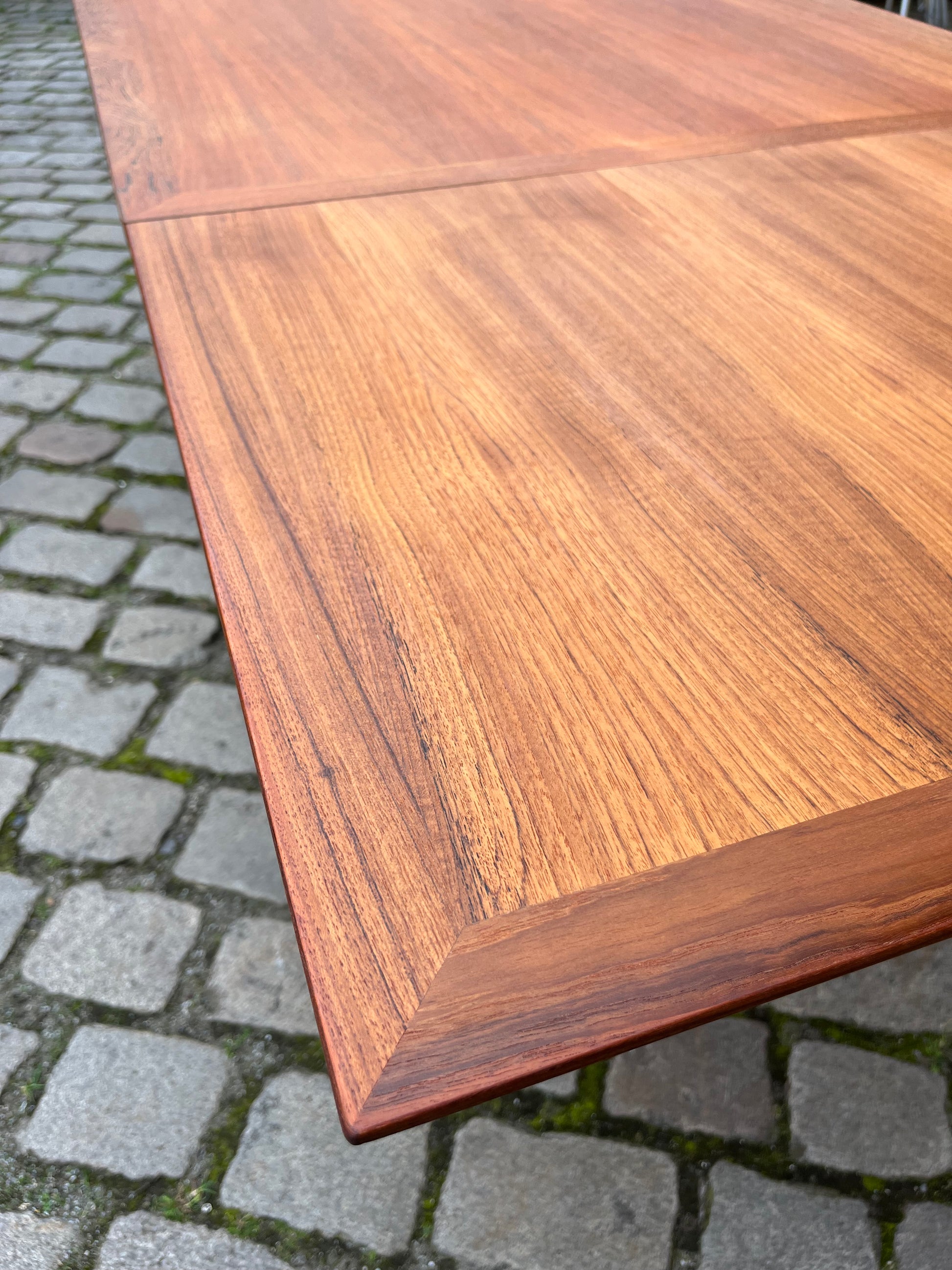 Esstisch Teak ausziehbar aus Dänemark