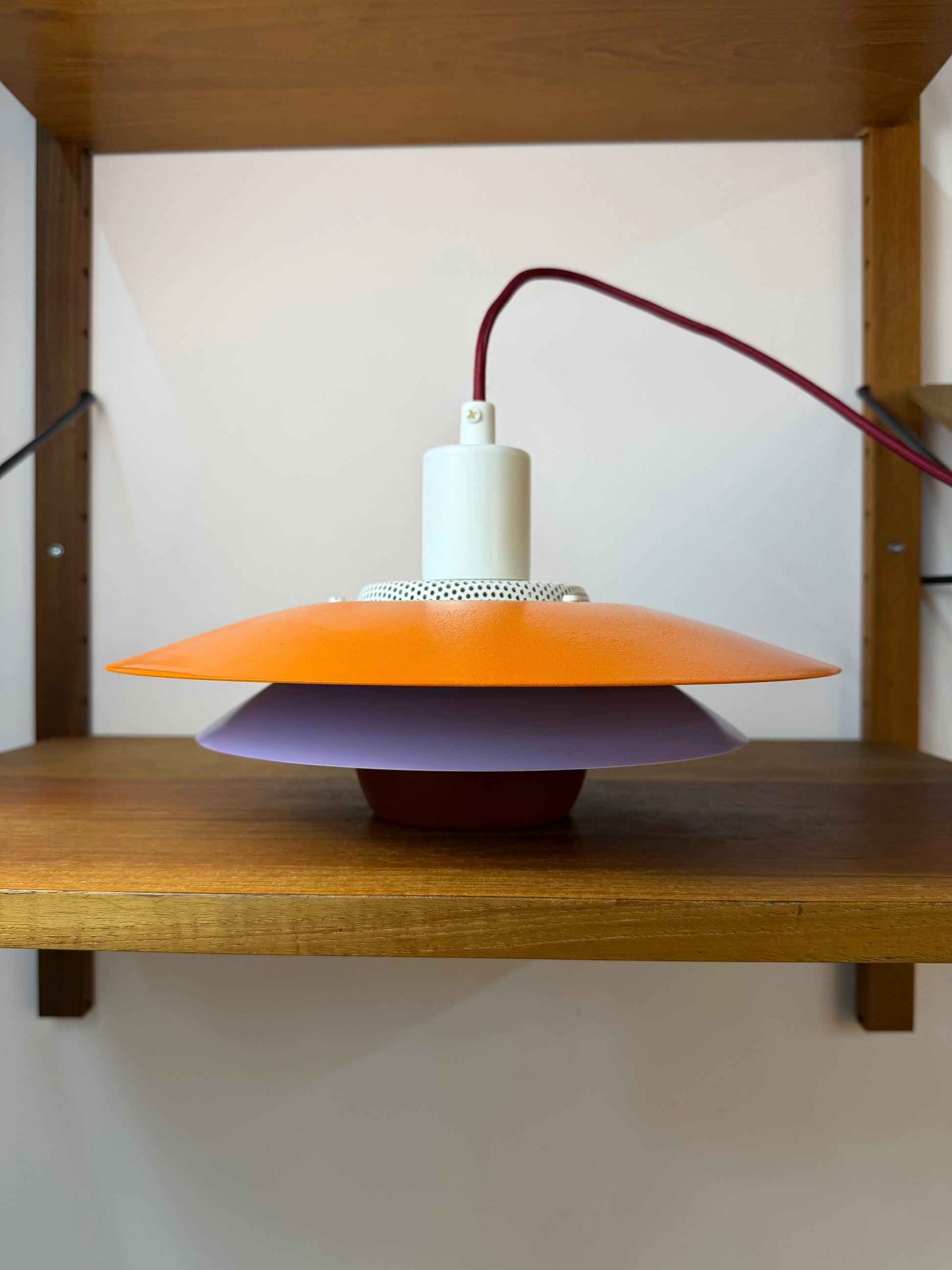 Lamellenlampe neu lackiert orange lila aus Dänemark