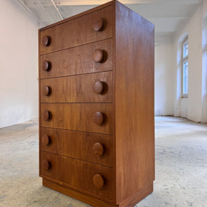 Kommode Teak mit runden Griffen aus Dänemark