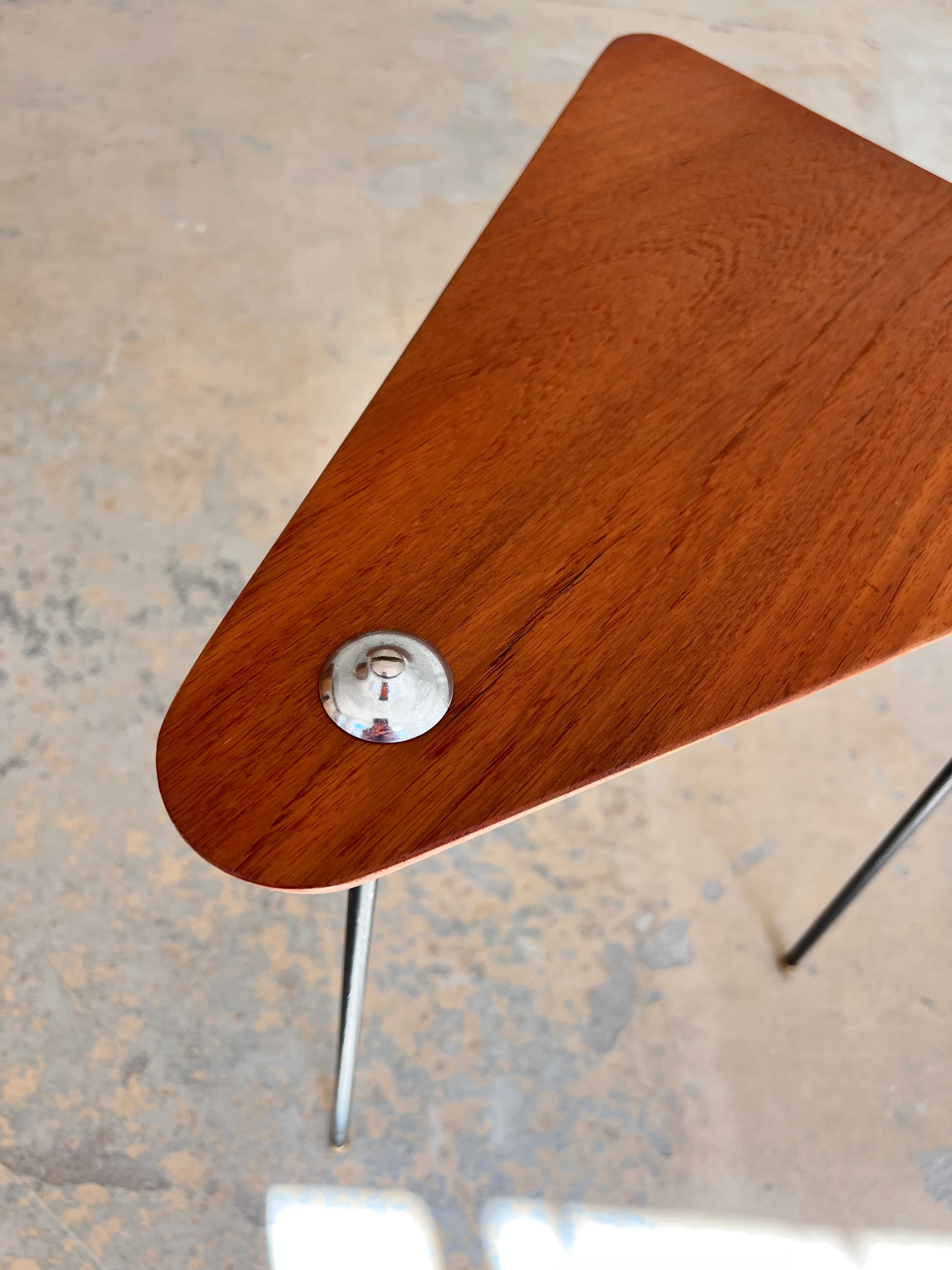 Beistelltisch Dreieck Teak aus Dänemark