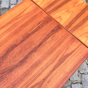 Kleiner ausziehbarer Esstisch Teak aus Dänemark
