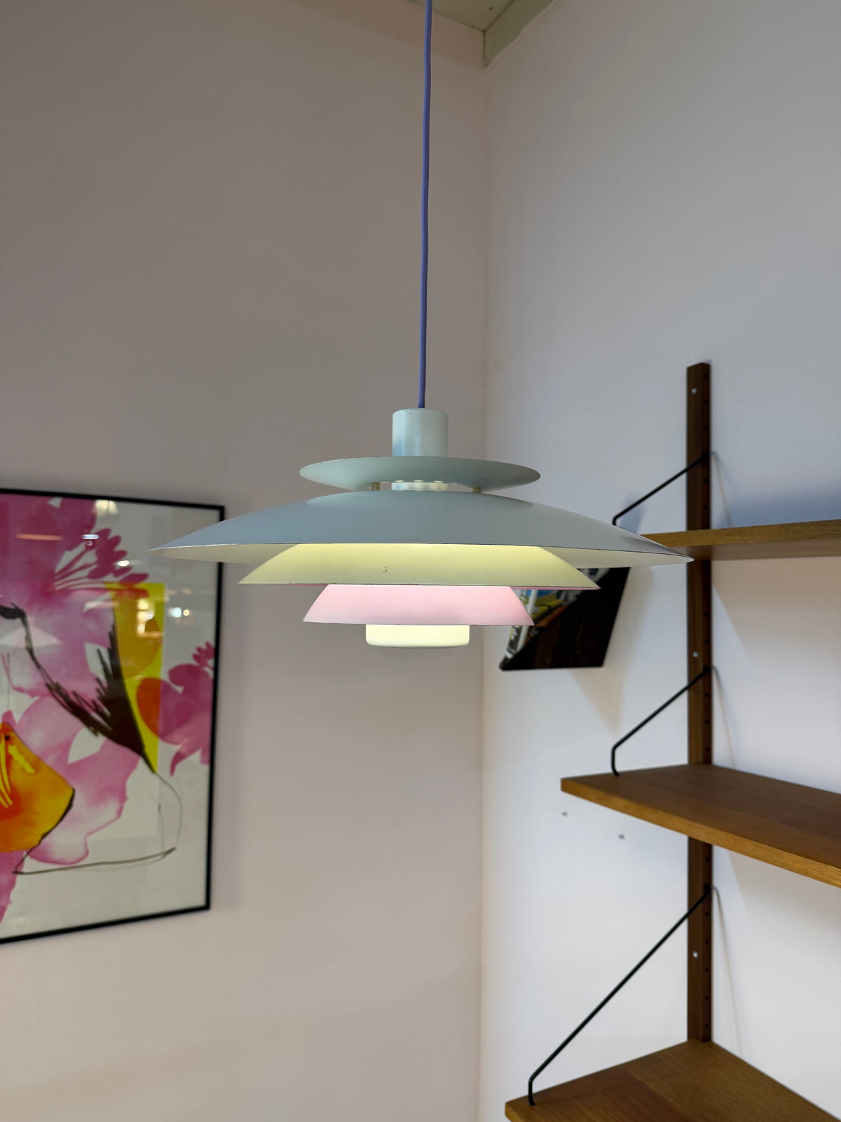 Lamellenlampe weiß lila von Formlight
