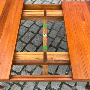 Esstisch Teak ausziehbar von Glostrup Vollholz