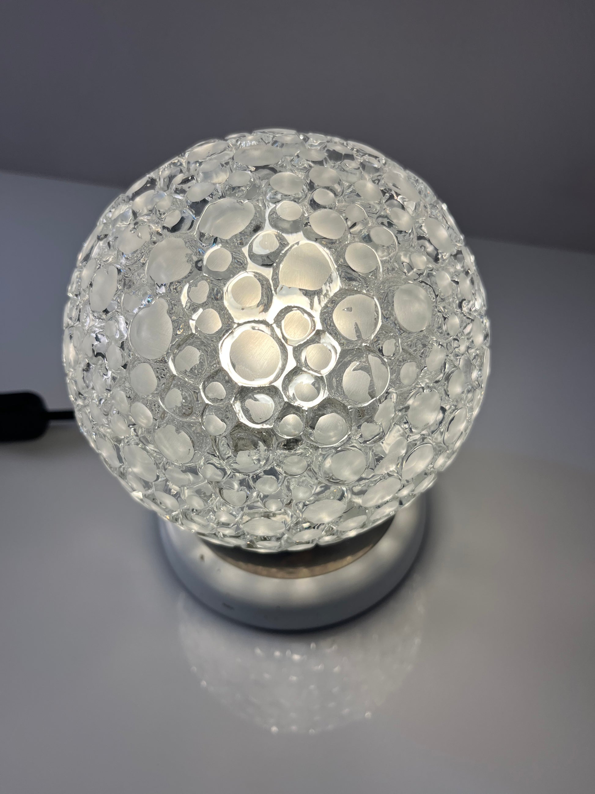 Kugel-Tischlampe weiß Strukturglas