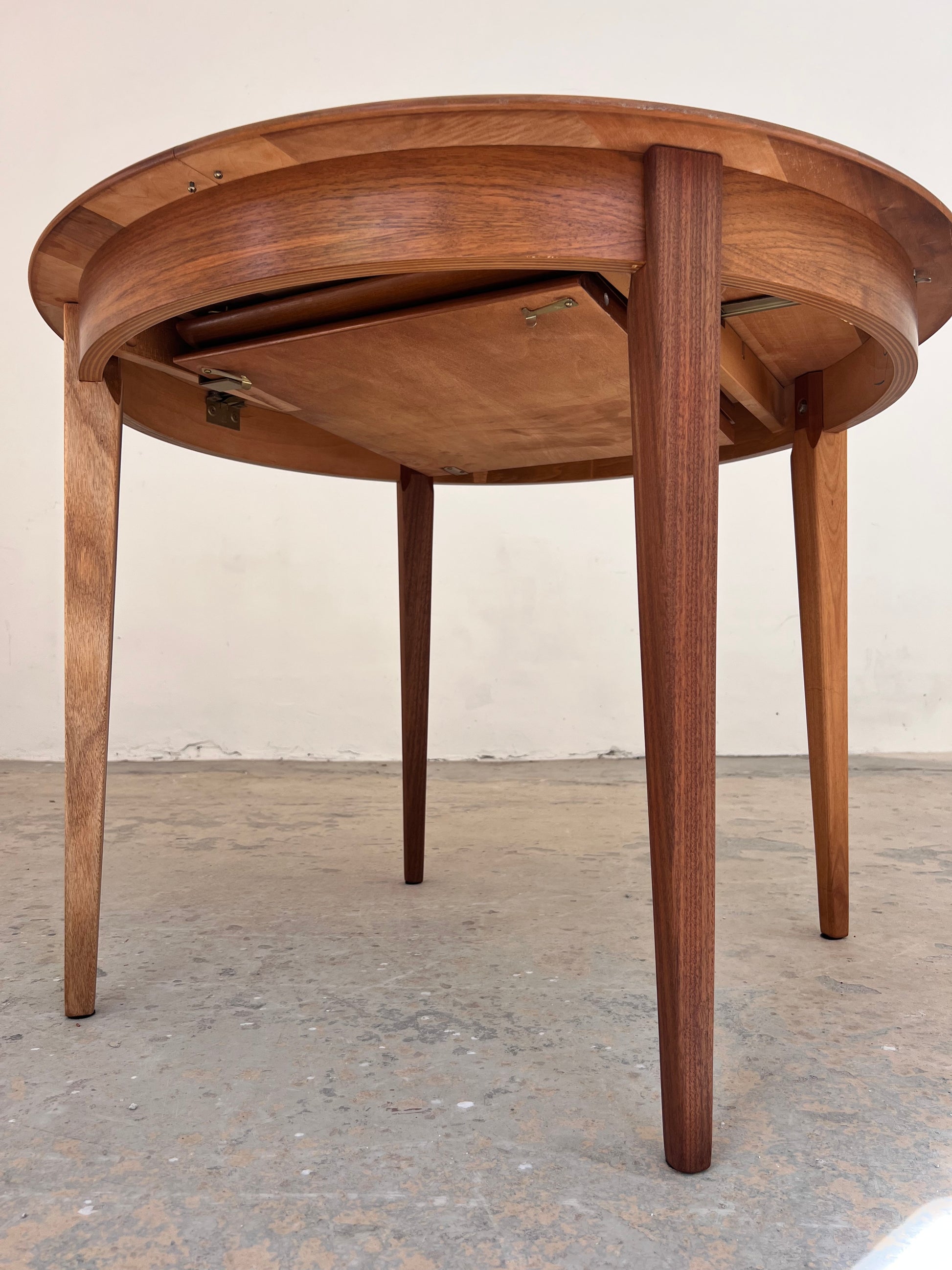 Runder Esstisch Teak mit Butterfly Auszug von Kondor