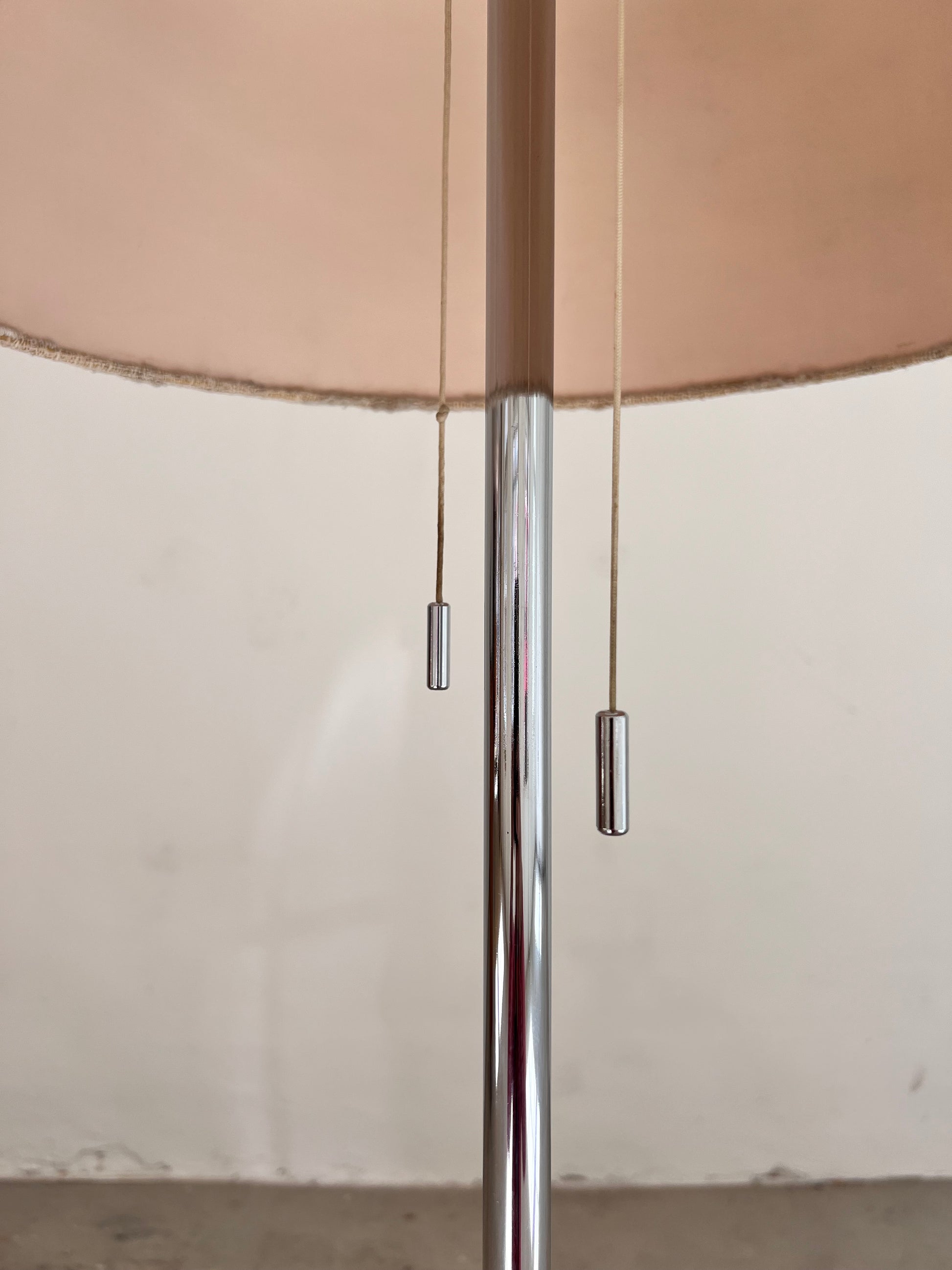 Stehlampe Chrom mit Stoff-Schirm von STAFF
