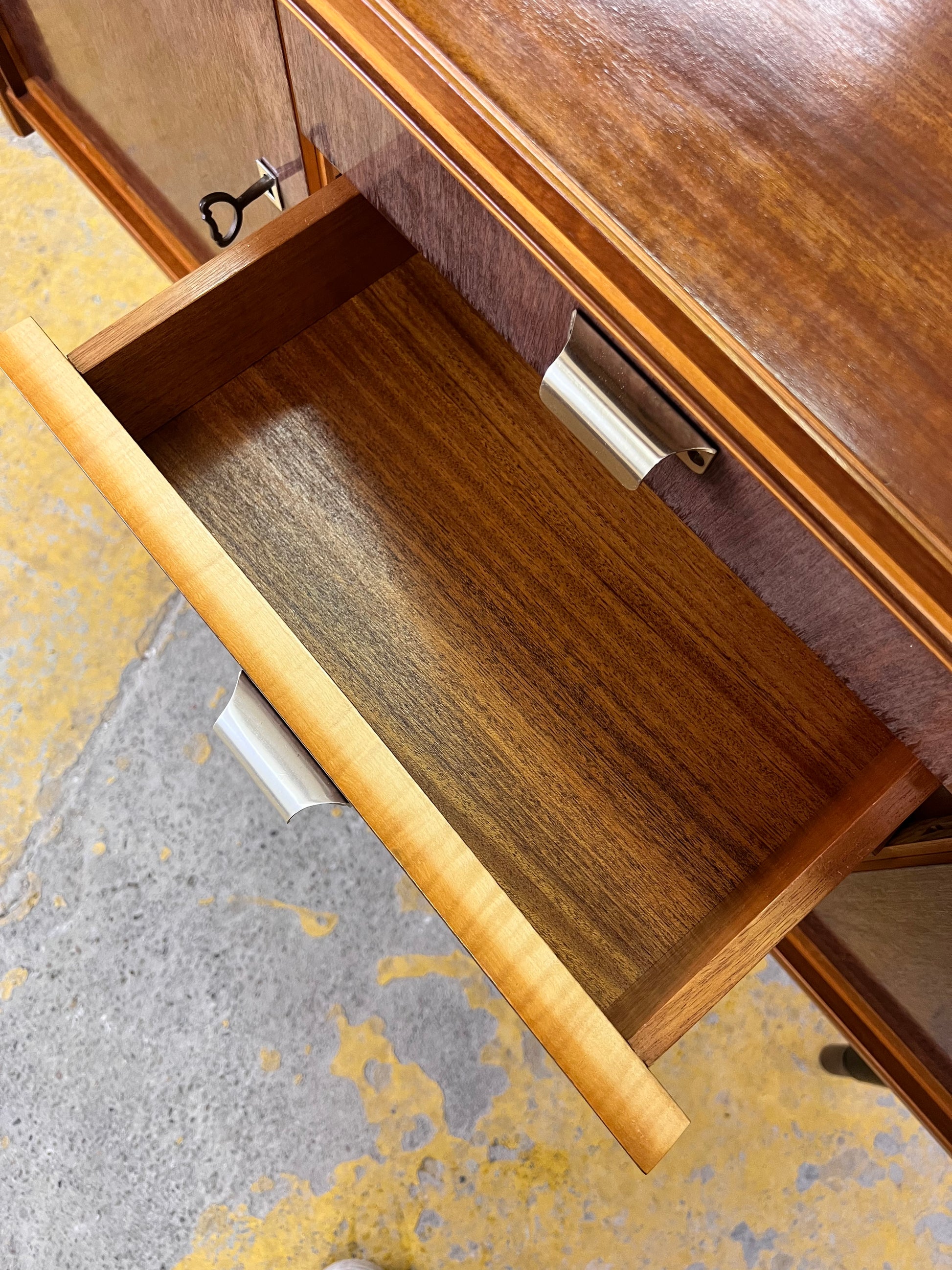 Kleines Sideboard Holz aus der DDR