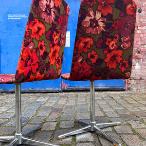 Set: 2x Drehstuhl rot floral von EKA Wohnmöbel