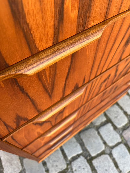 Kommode Teak mit Schloss aus Dänemark