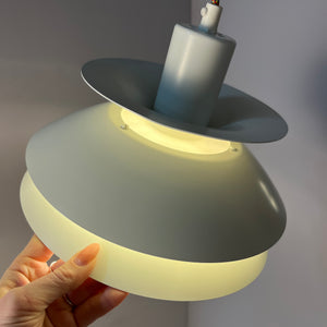 Lamellenlampe Modell 744 weiß von Top Lamper