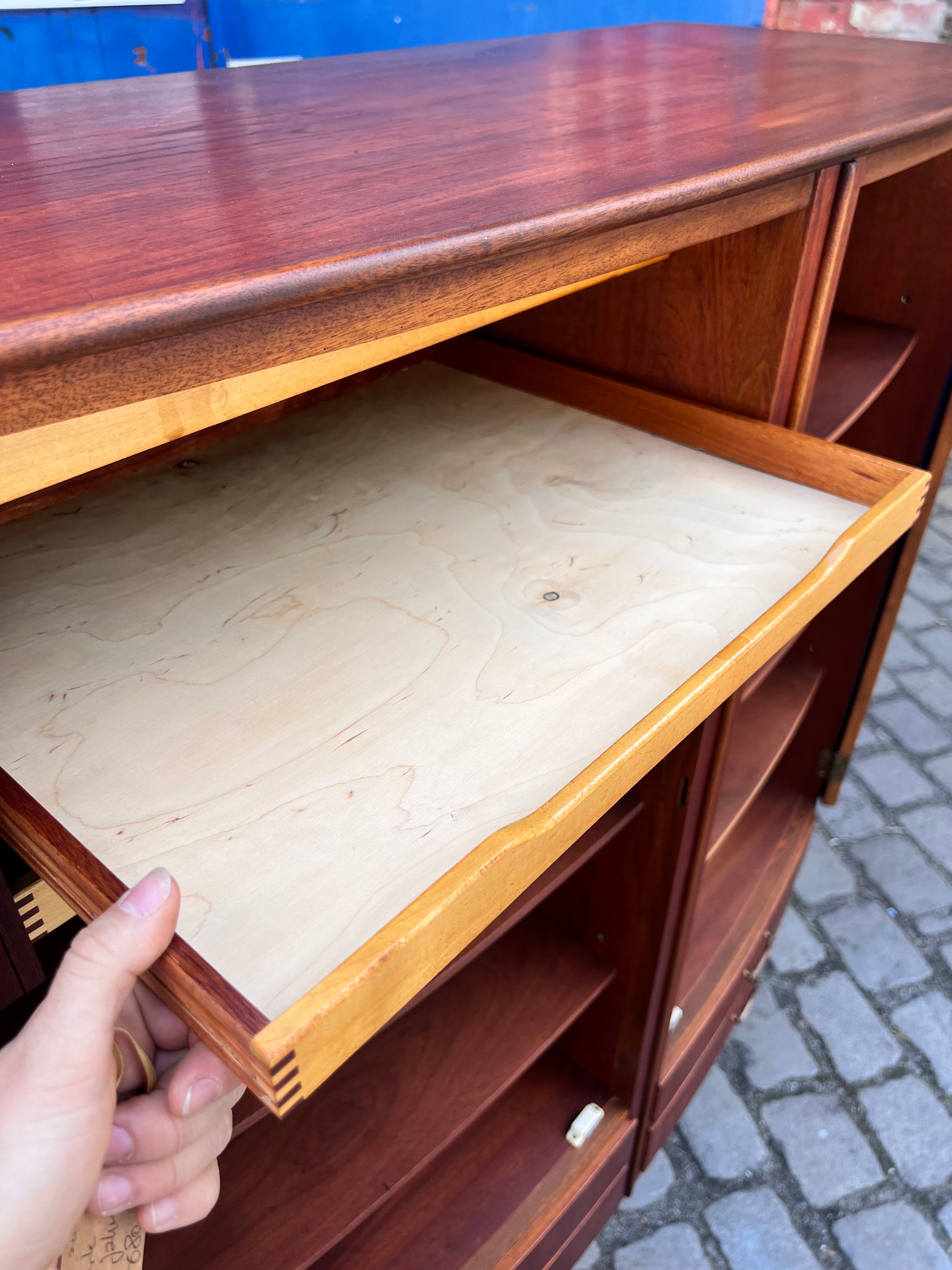 Schrank halbrund Teak aus Dänemark