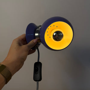 Kugellampe lila für Tisch oder Wand von Abo Randers