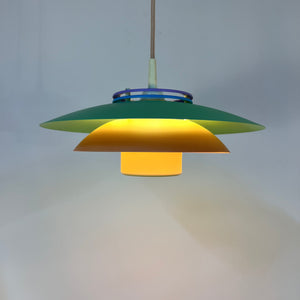 Lamellenlampe neu lackiert, Dänemark