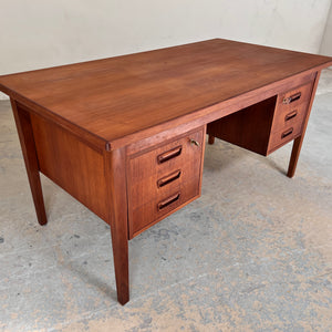 Freistehender Schreibtisch Teak aus Dänemark Sigh & Søns Møbler