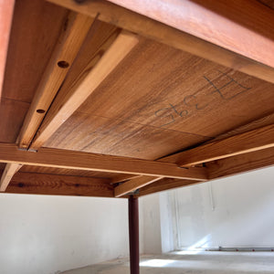 Ausziehbarer Esstisch Teak mit umlaufender Kante aus Dänemark