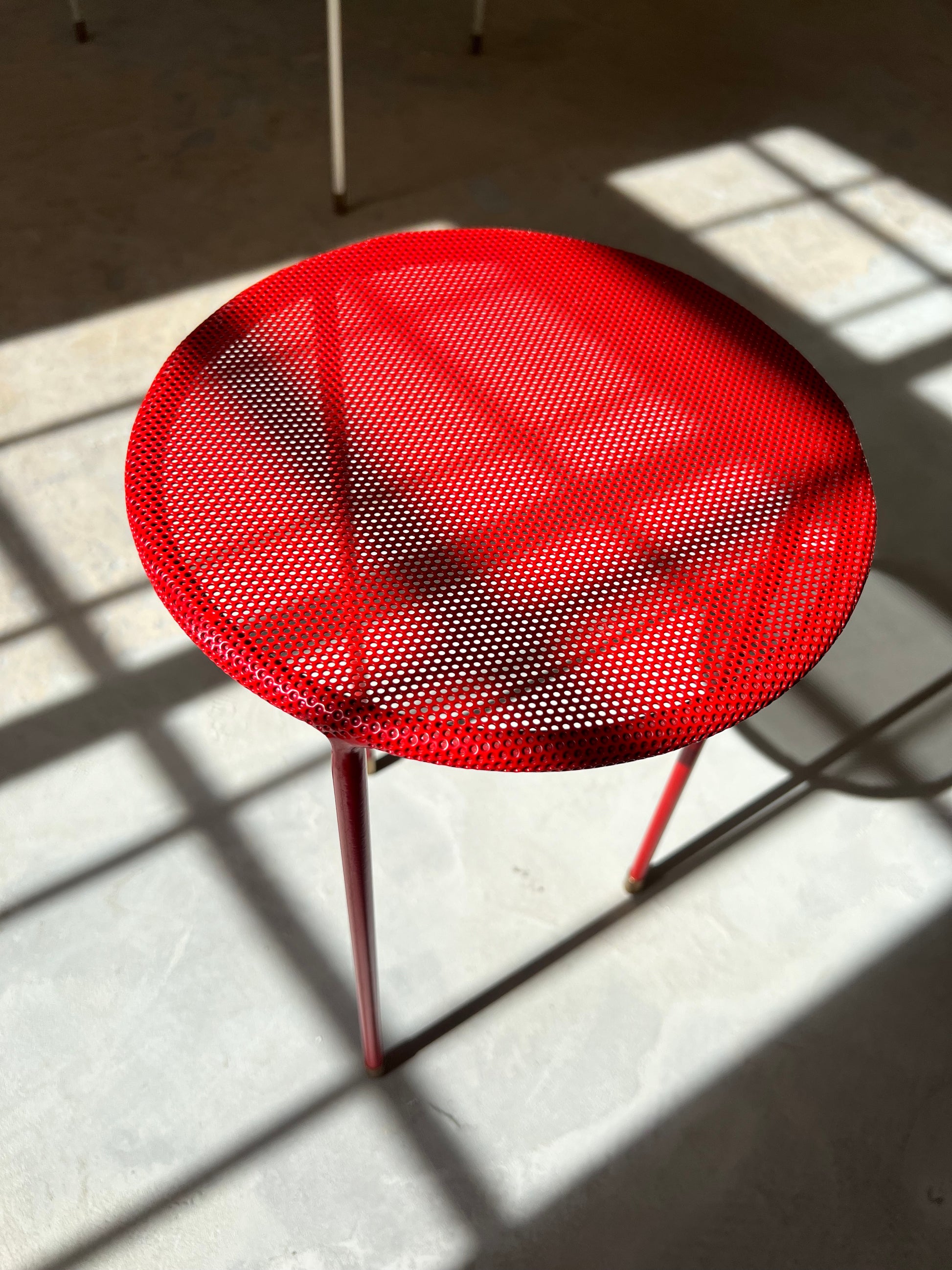 Couchtisch Kangaroo von Mathieu Matégot für GUBI