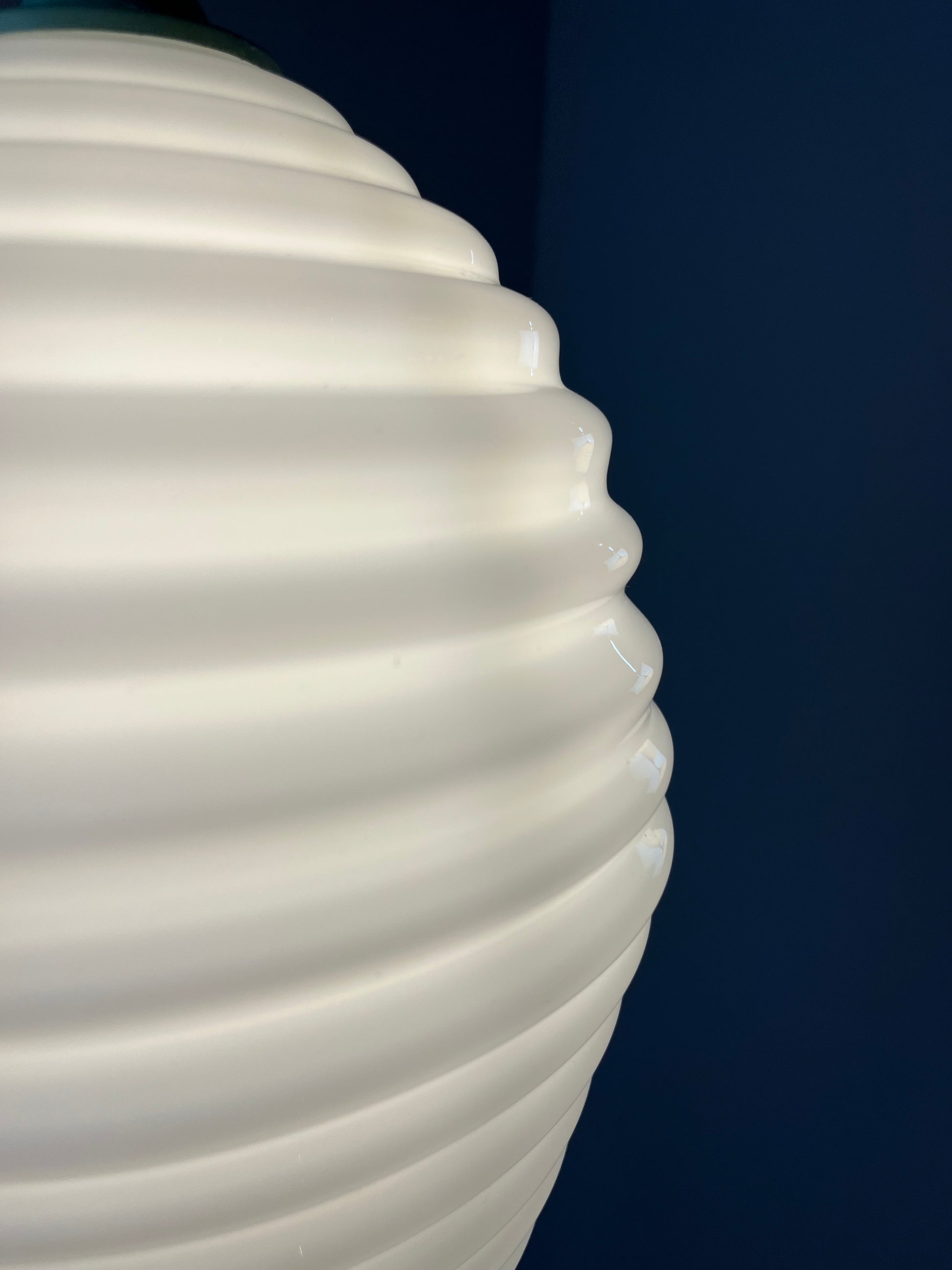 Hängelampe mint weiß Glas aus Dänemark