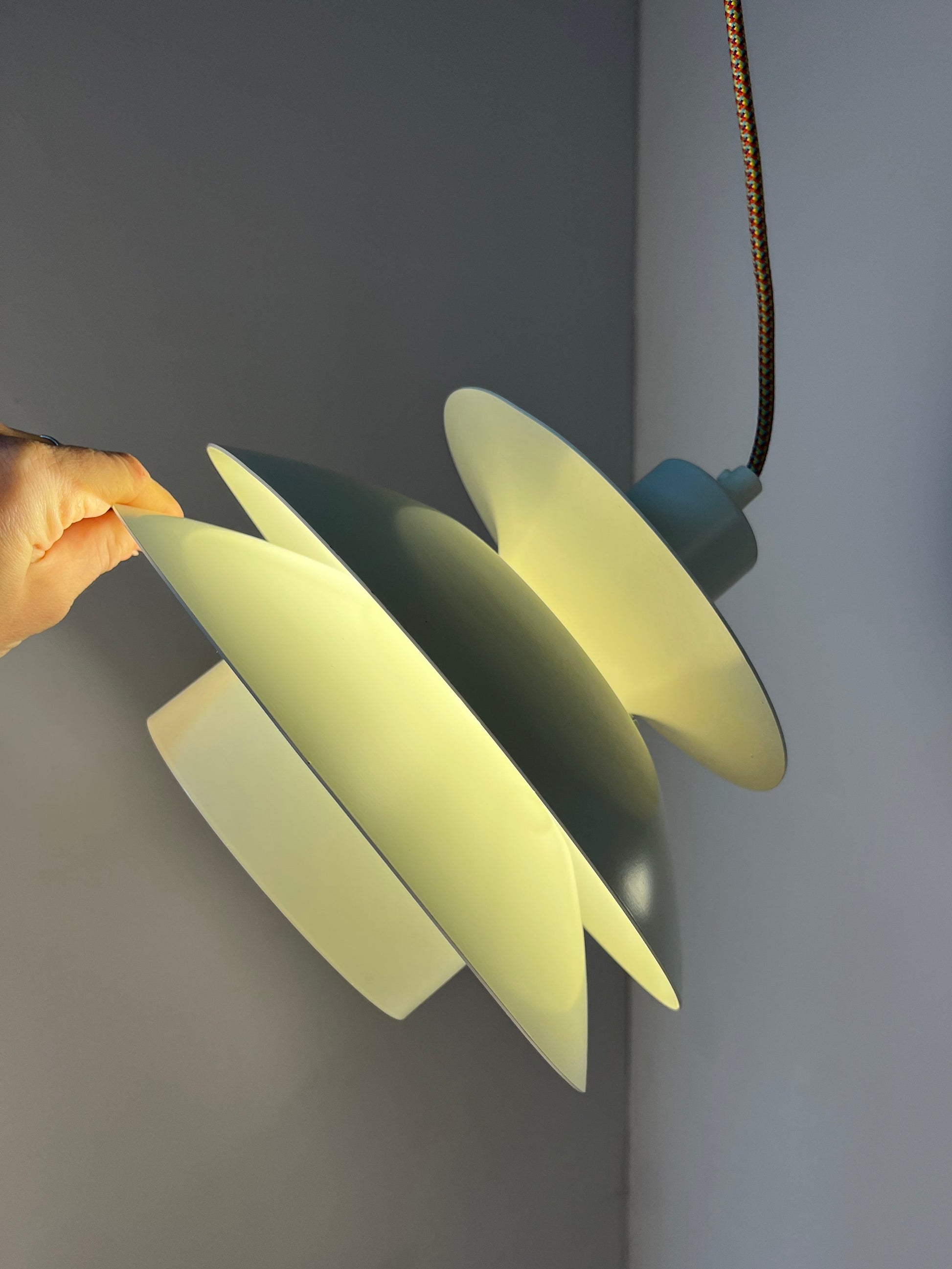 Lamellenlampe Modell 744 weiß von Top Lamper
