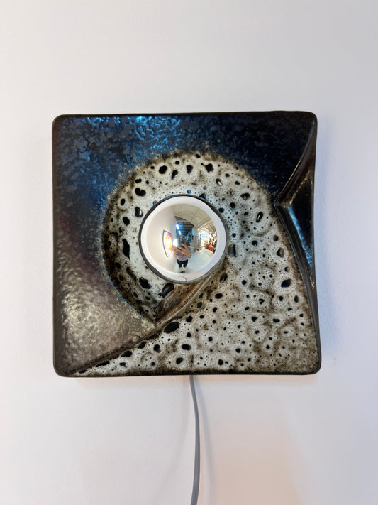 Wandlampe braun weiß Keramik von WGP PAN