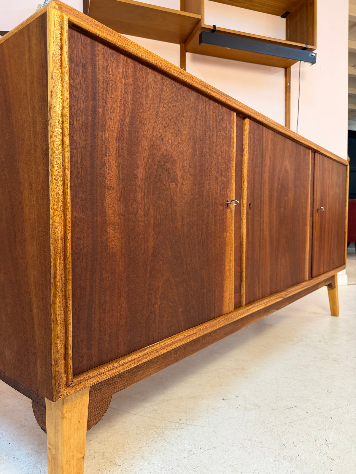 Sideboard Teak & Ulme aus Dänemark