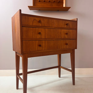 Set: Kommode mit Spiegel Teak