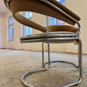 Freischwinger beige Chrom von Giotto Stoppino - mit kleinen Gebrauchsspuren