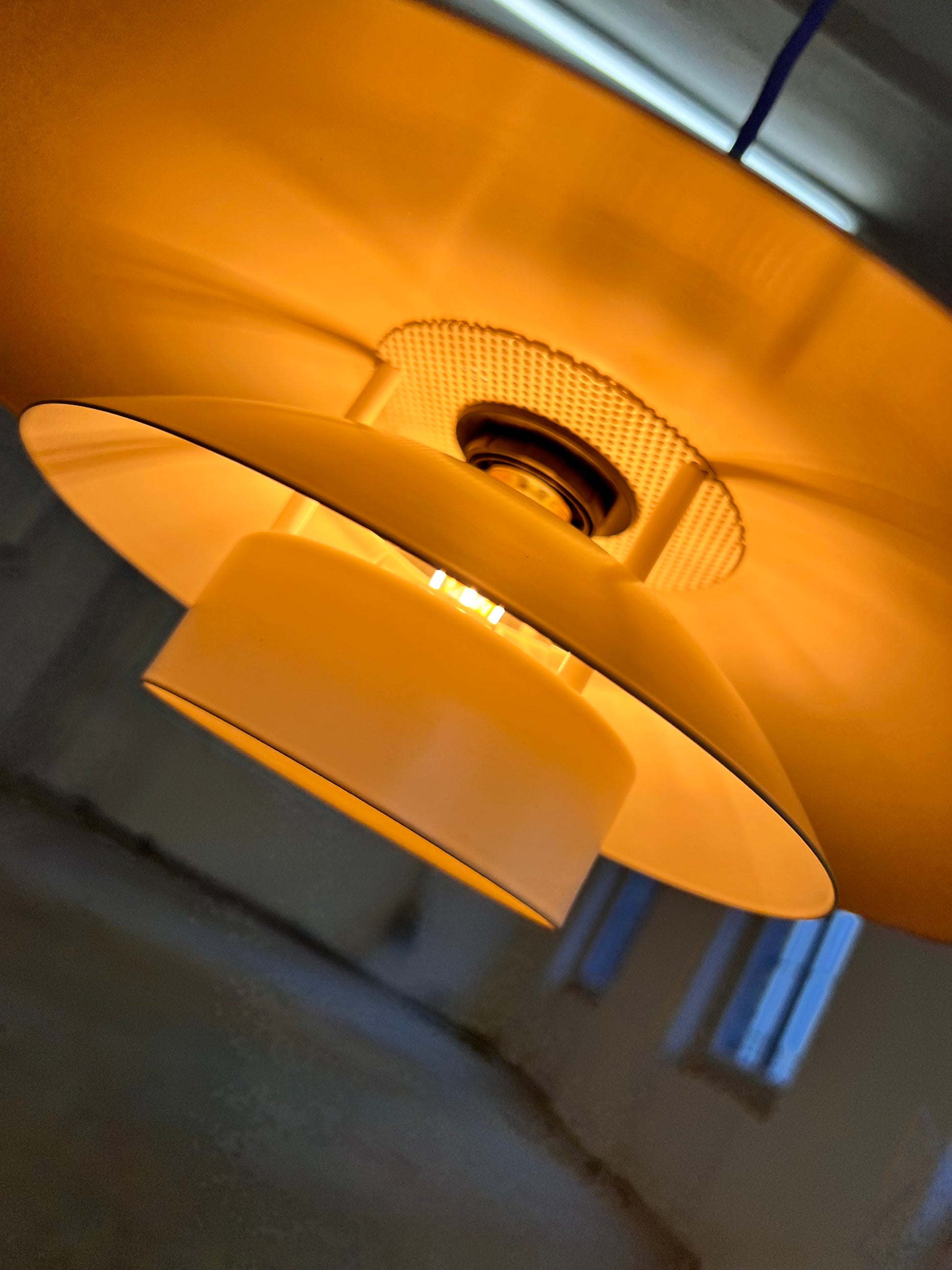 Lamellenlampe Modell Leto cremeweiß von Top Lamper