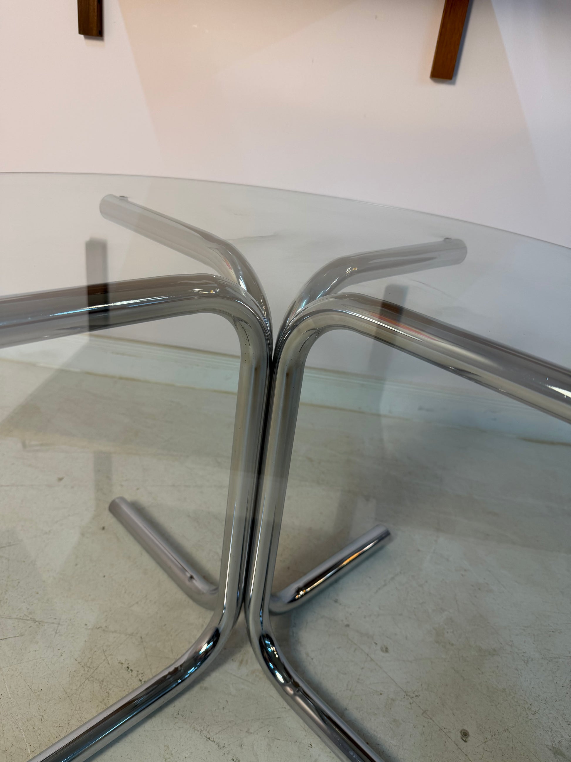 Runder Couchtisch Glas & Chrom