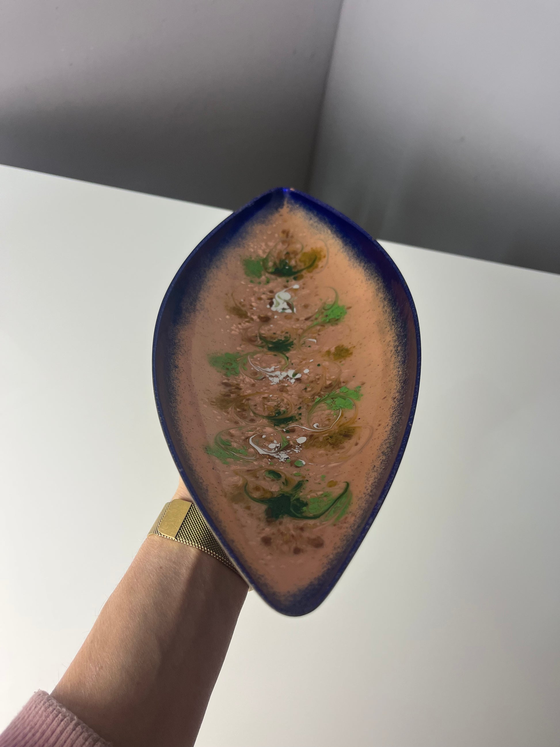 Längliche Schale blau apricot Emaille