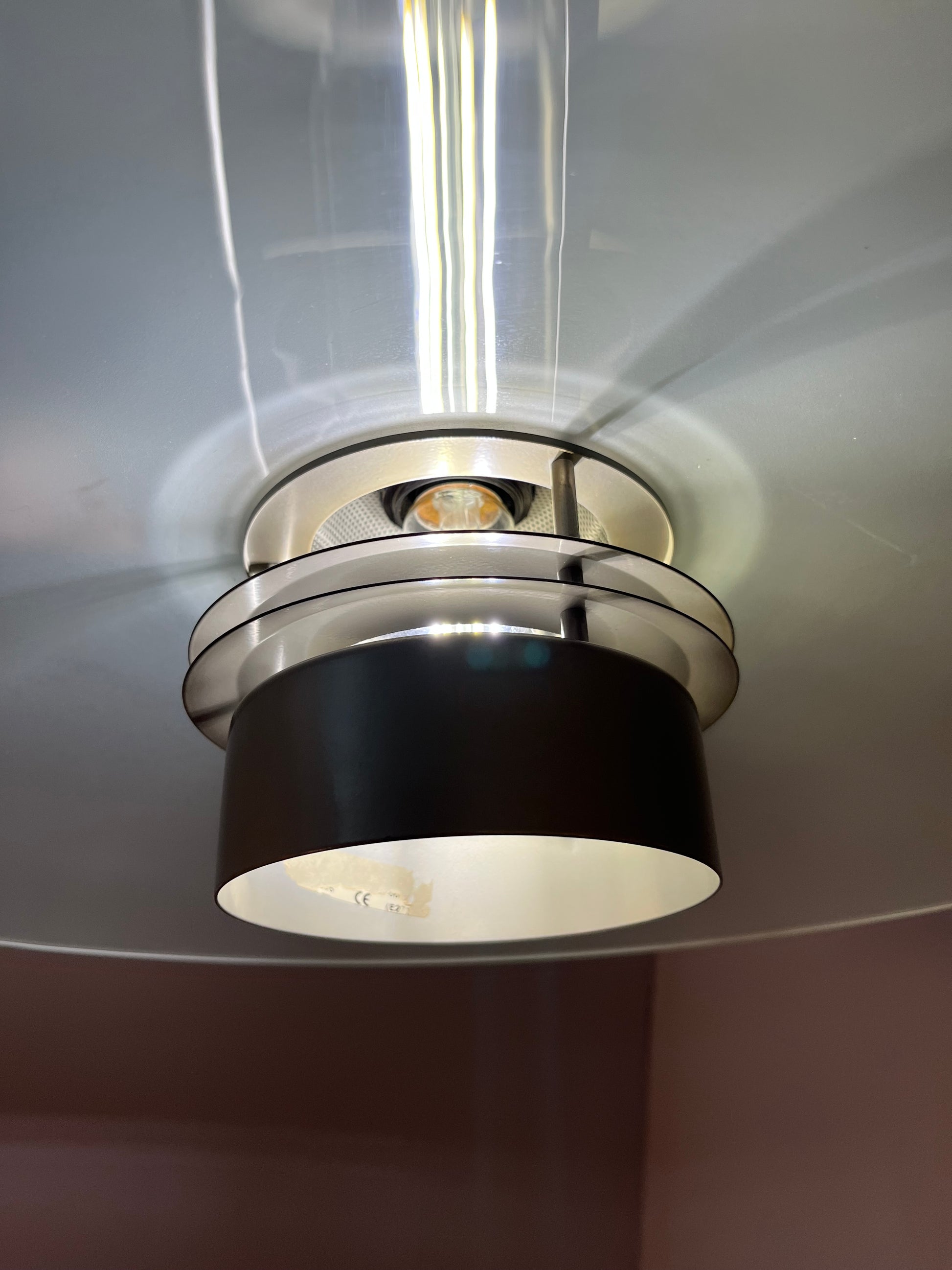 Lamellenlampe Milchglas von von Dana Light