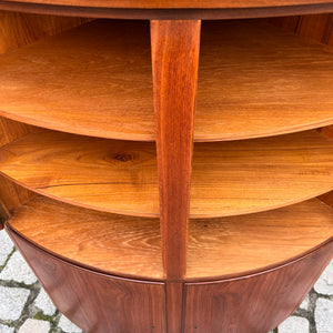 Eckschrank Teak mit Schloss aus Dänemark