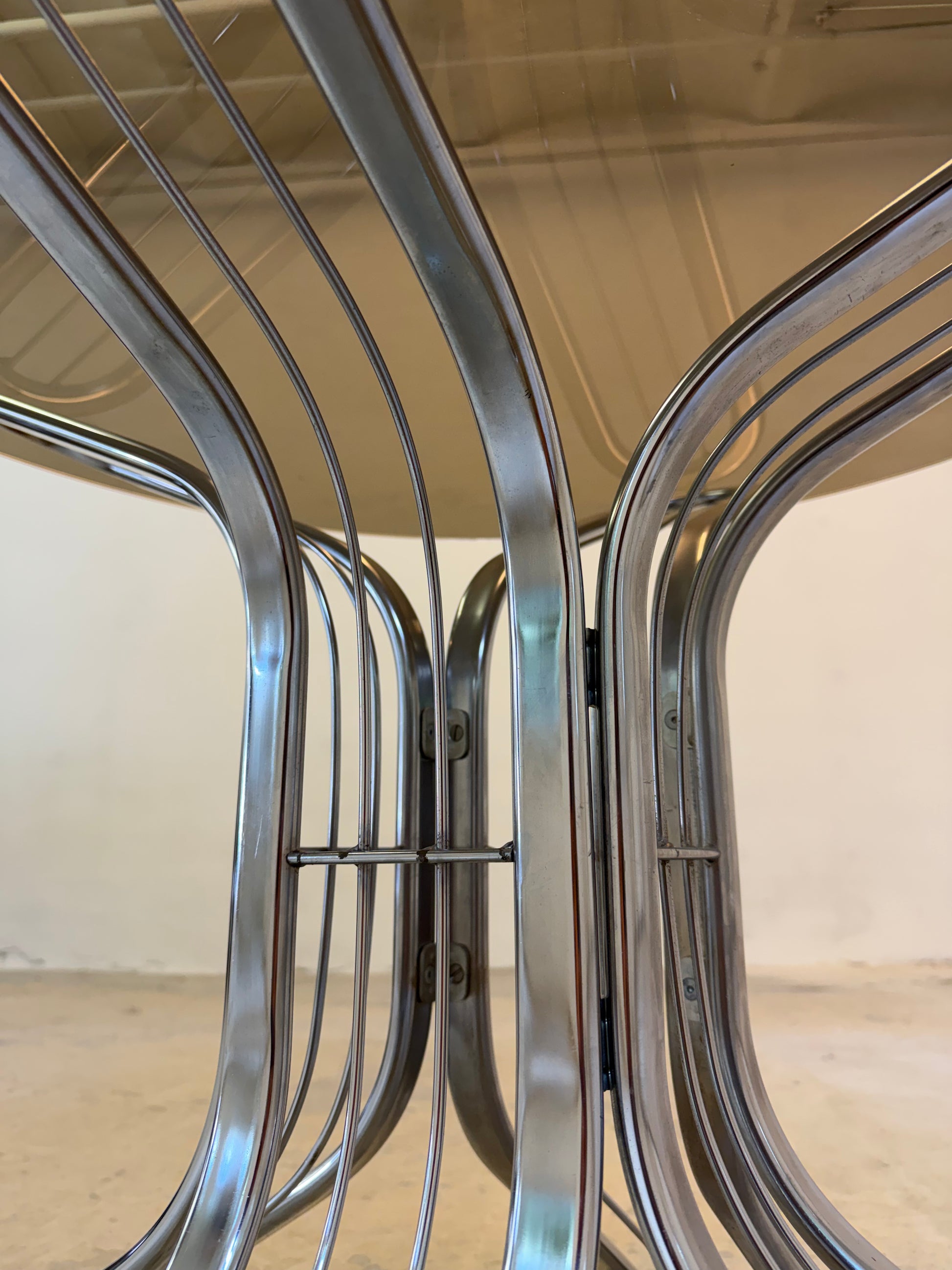 Runder Esstisch Chrom Rauchglas von Gastone Rinaldi für Rima