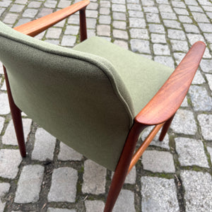 Sessel neu gepolstert grün Teak von Grete Jalk für Glostrup Møbelfabrik