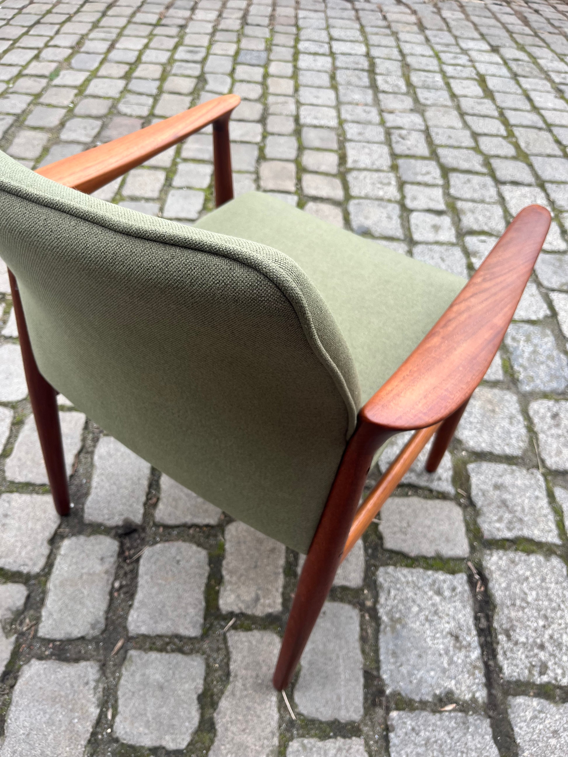 Sessel neu gepolstert grün Teak von Grete Jalk für Glostrup Møbelfabrik