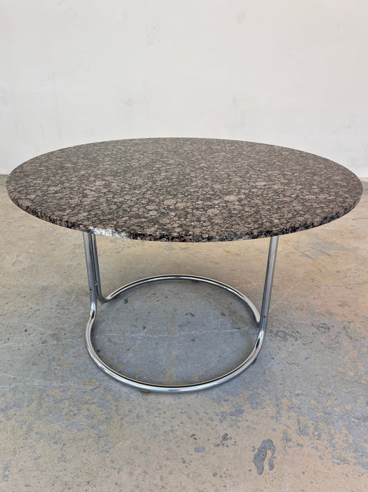 Runder Esstisch Granit Chrom von Giotto Stoppino