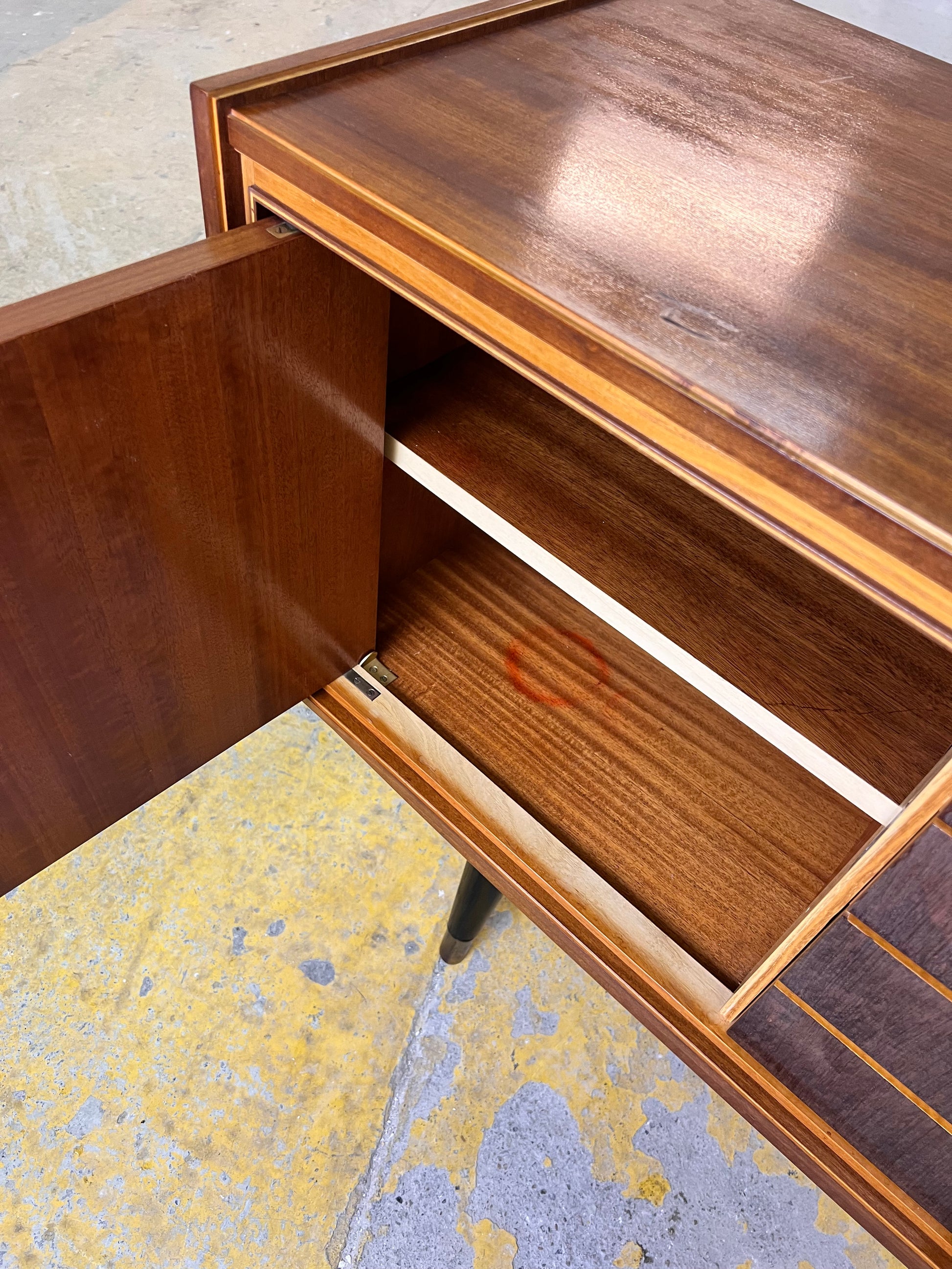 Kleines Sideboard Holz aus der DDR