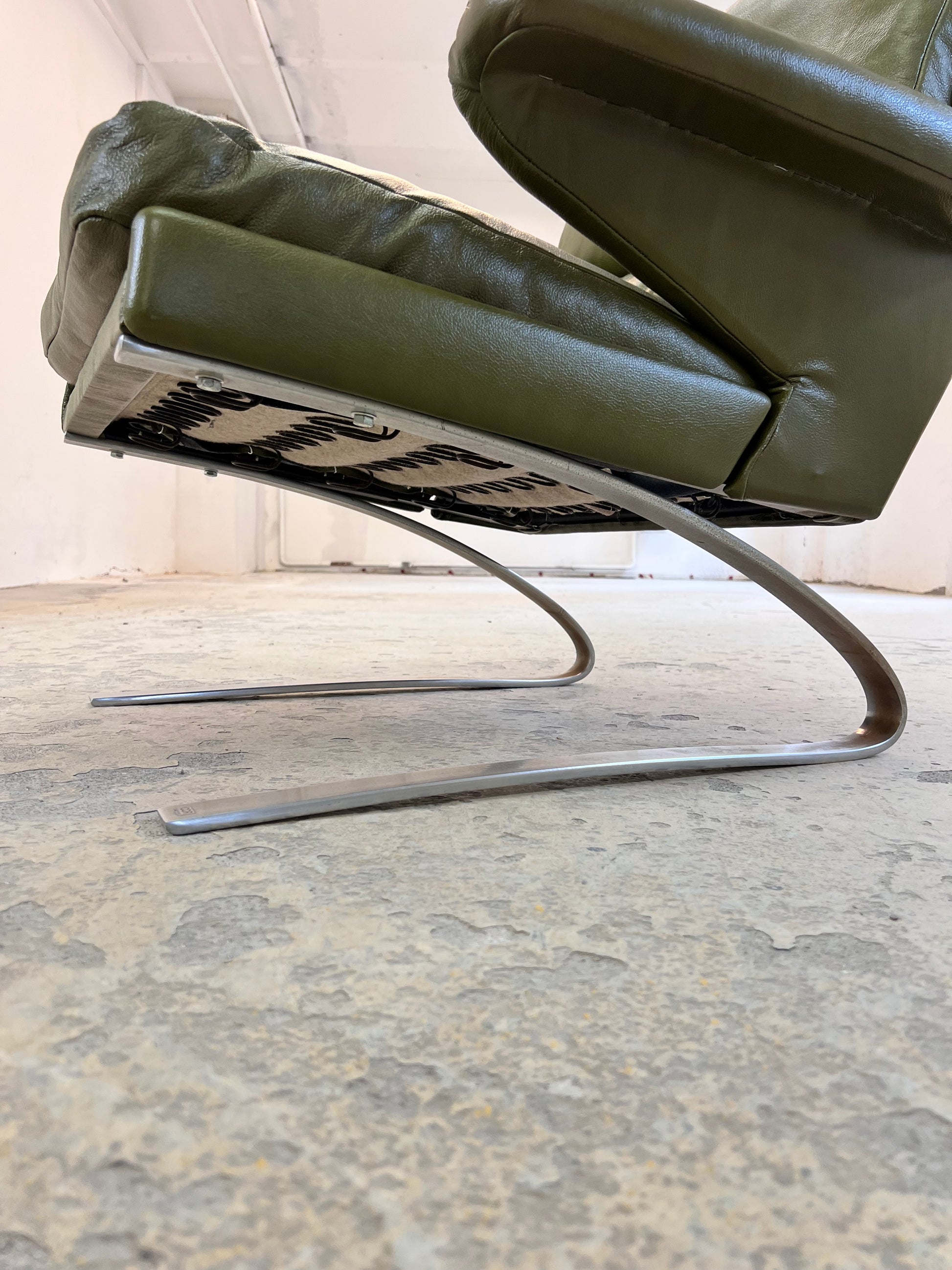 Swing Chair grün Echtleder Chrom von Reinhold Adolf & Hans Jürgen Schröpfer für COR
