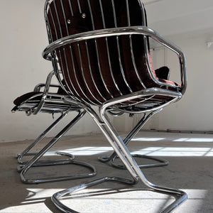 Freischwinger Chrom mit braunem Sitzkissen von Gastone Rinaldi für Rima