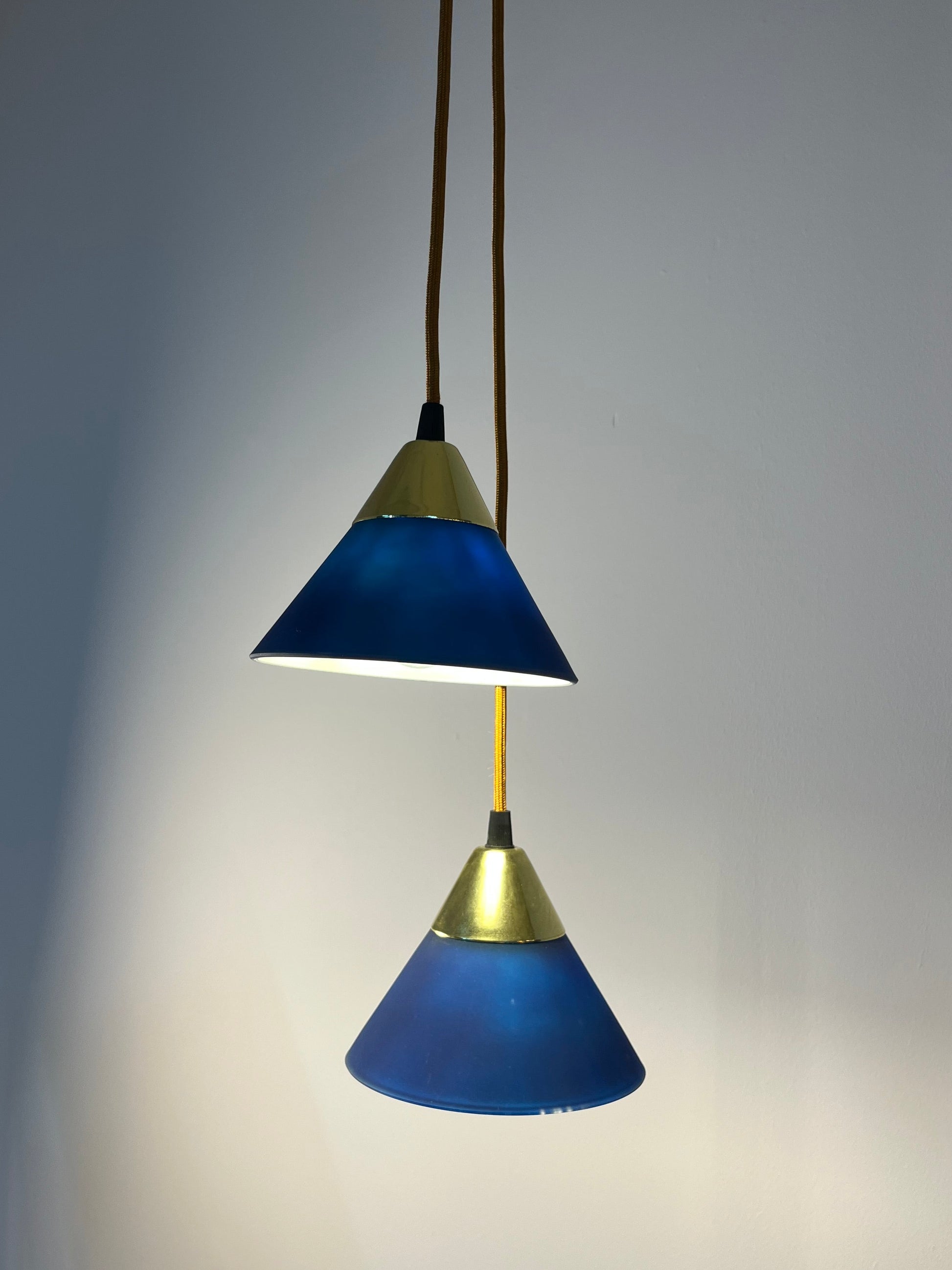 Set: 2x Hängelampe blau Glas Messing