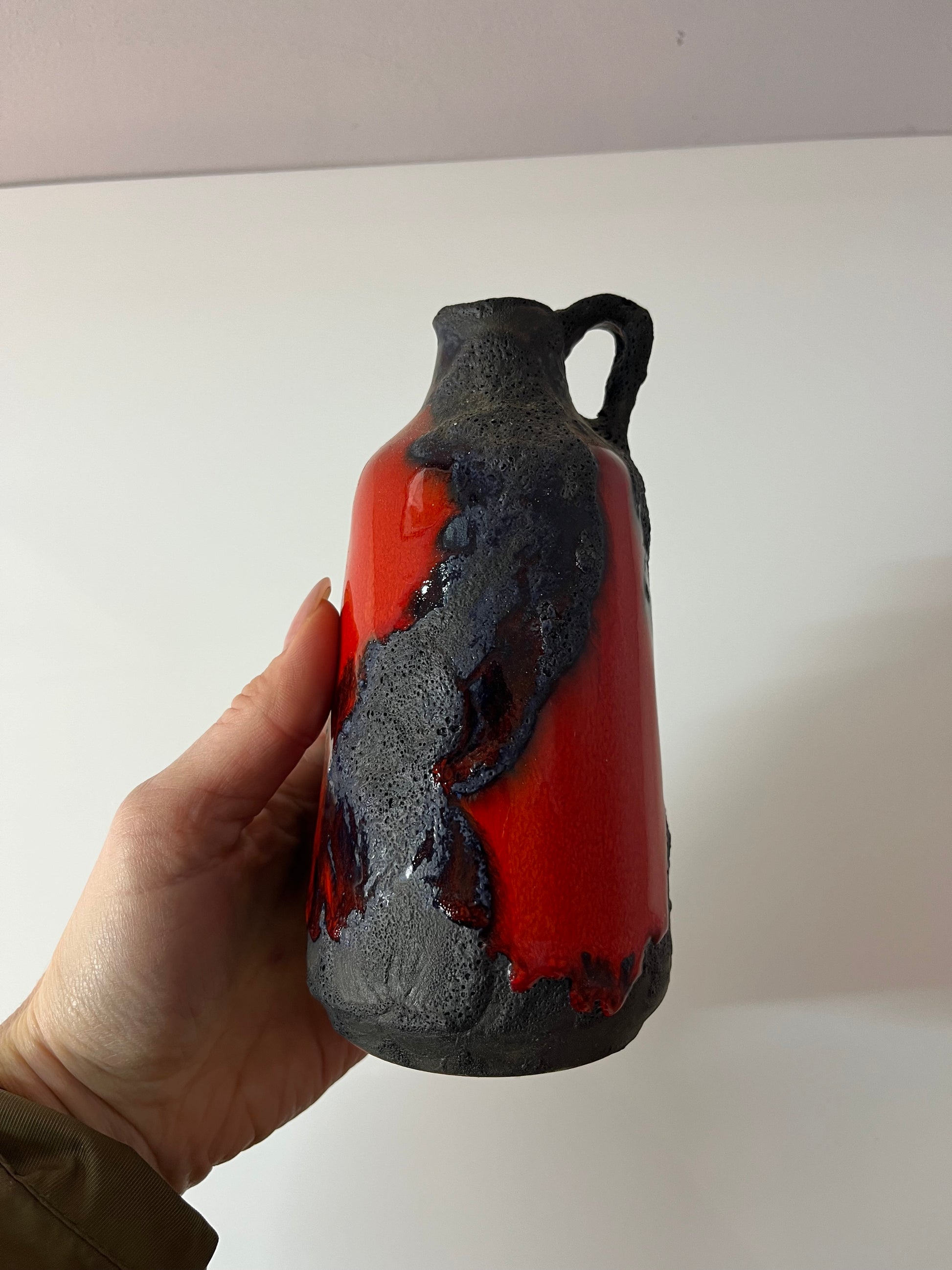 Vase Fat Lava rot dunkelbraun von Marei Keramik