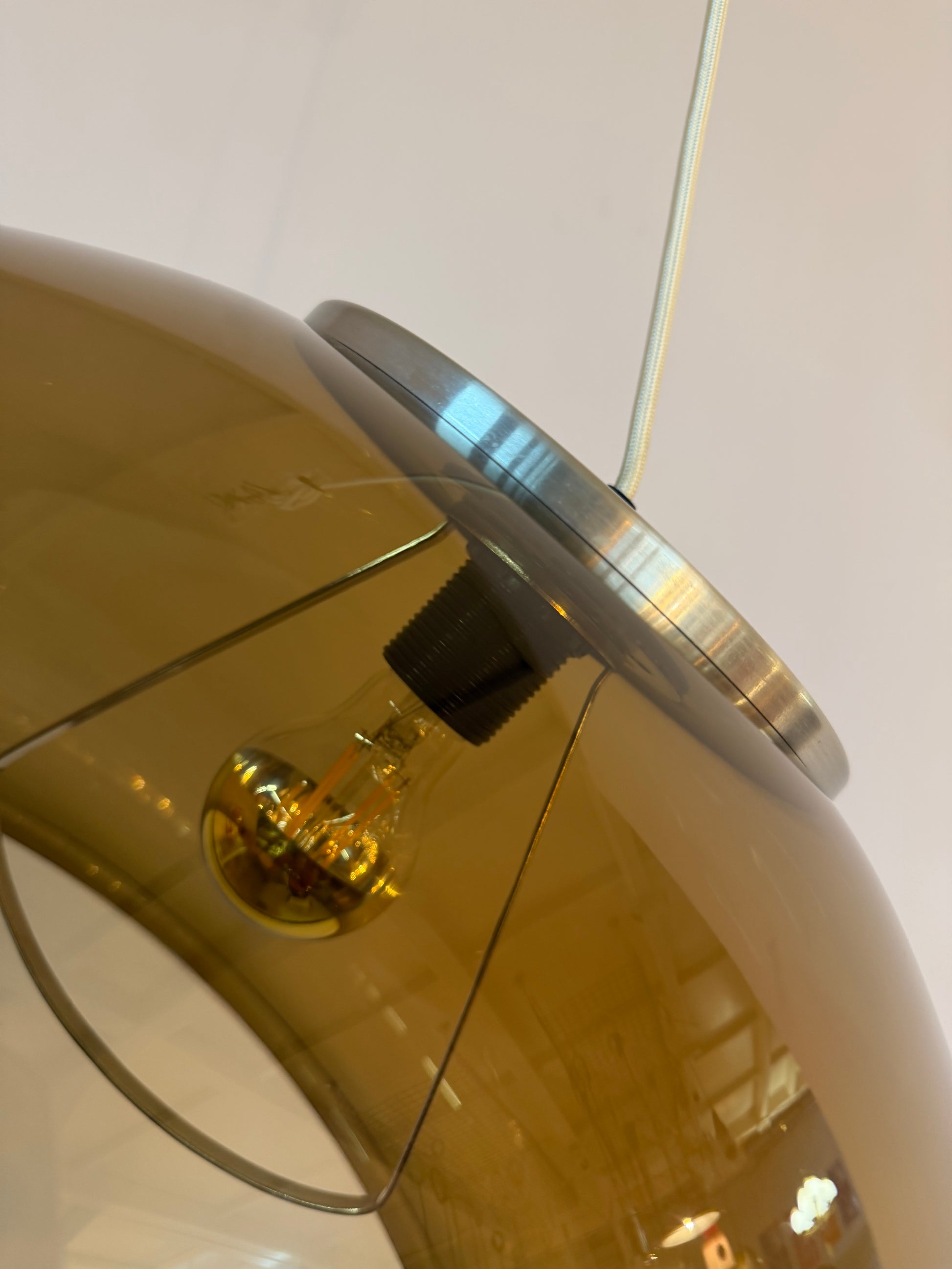 Hängelampe braun transparent Kunststoff