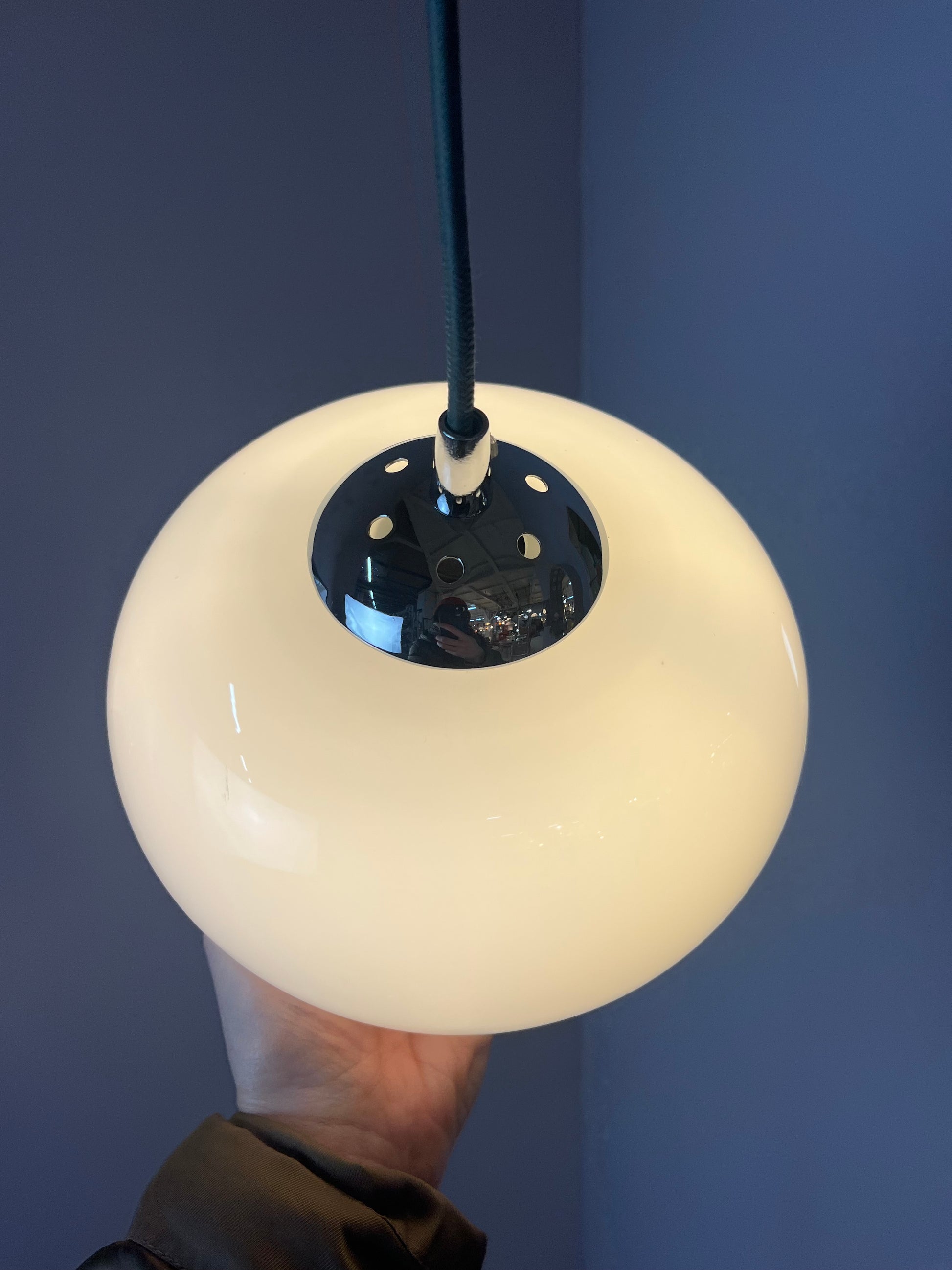 Hängelampe weiß Glas Chrom