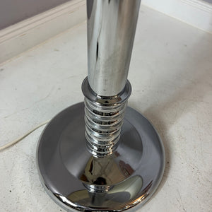 Stehlampe Chrom mit grauem Schirm