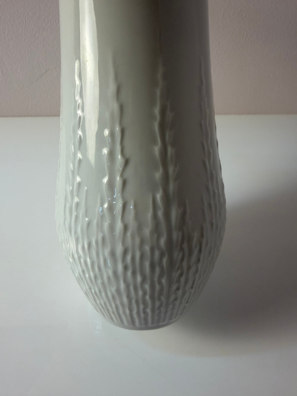 Vase weiß Porzellan von Hans Achtziger für Hutschenreuther