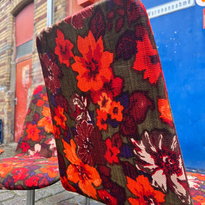 Set: 4x Drehstuhl rot floral von EKA Wohnmöbel