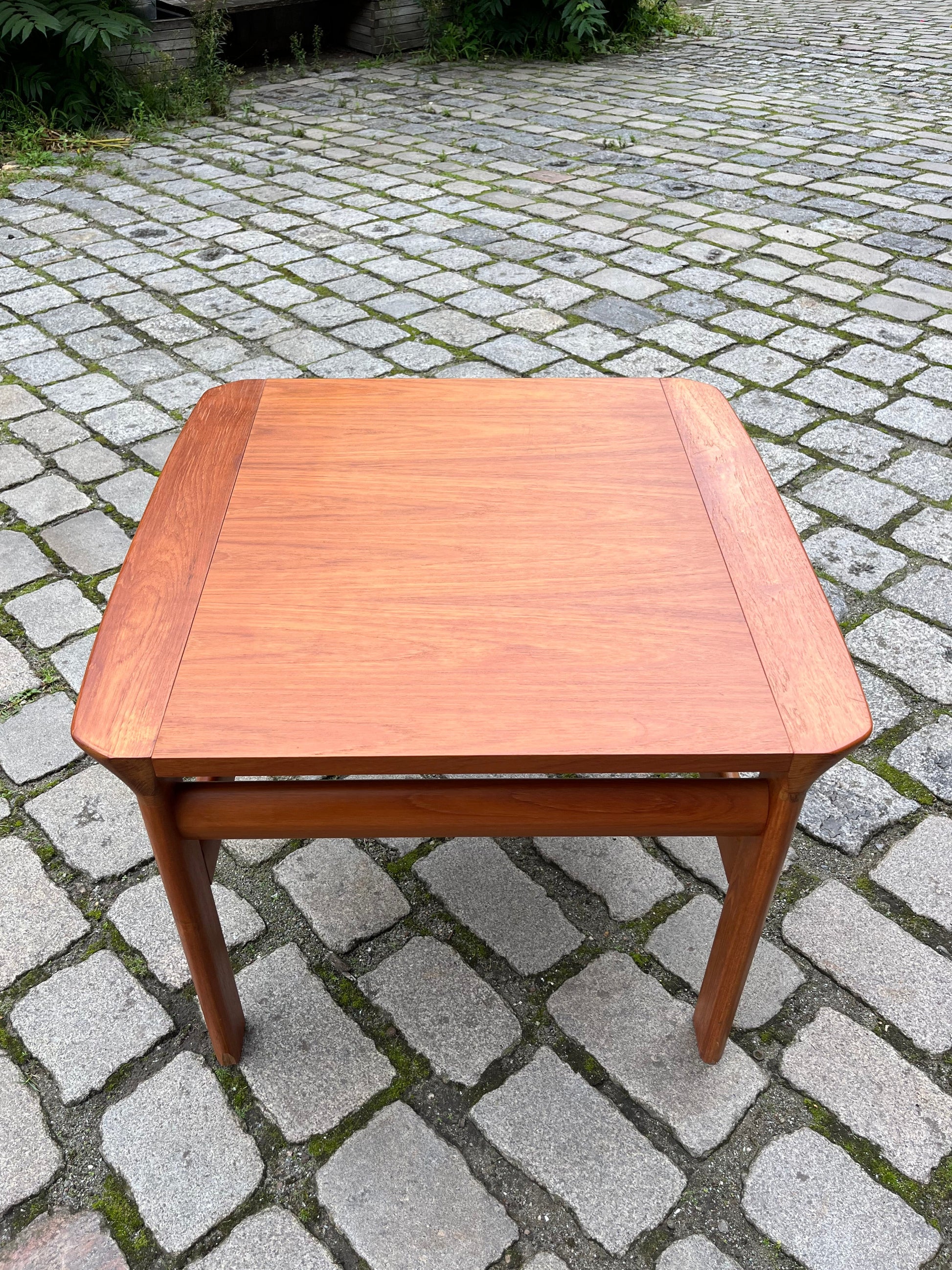 Couchtisch Modell Borneo Teak von Sven Ellekaer für Komfort