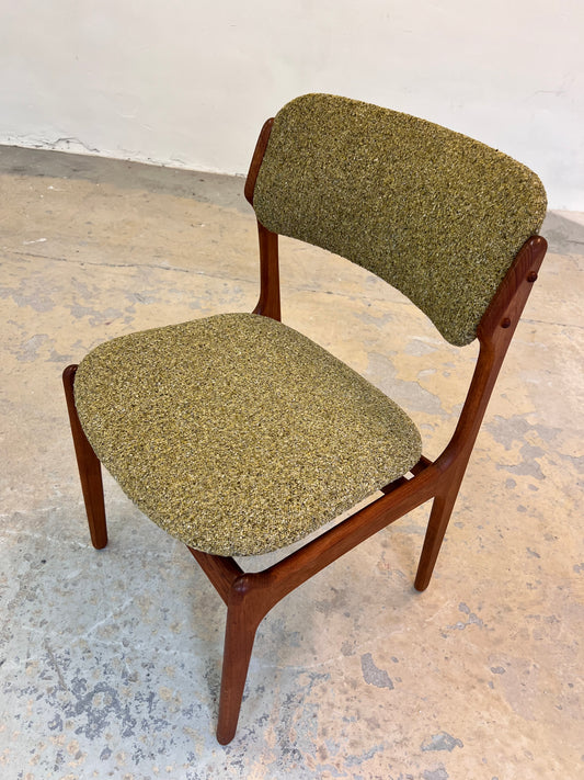 Polsterstuhl grün Teak neu gepolstert von Erik Buch